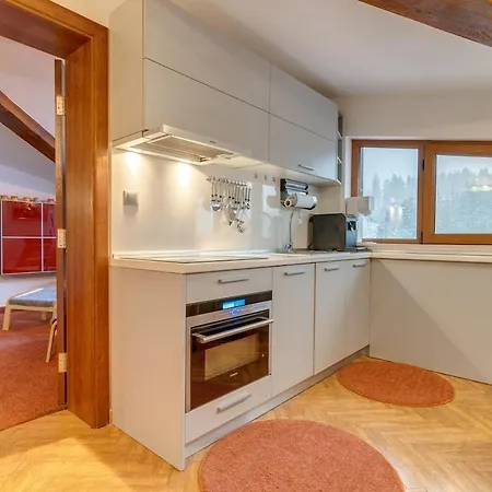 Luxury 2br Retreat At The Castle Pamporovo *
