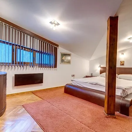 Luxury 2br Retreat At The Castle Pamporovo Апартаменты *